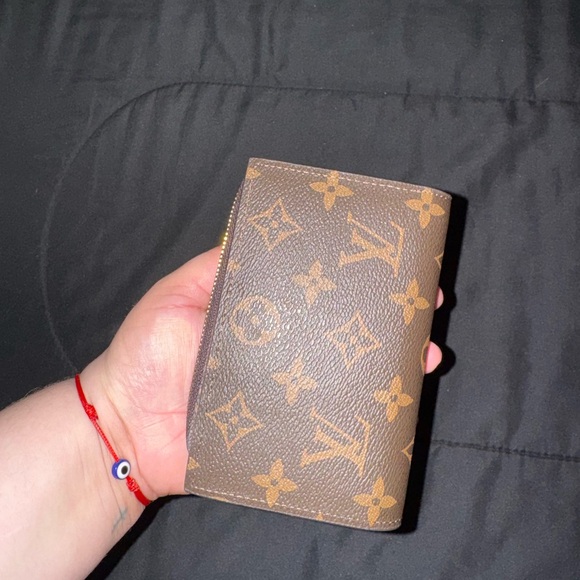 Brown Monogram Wallet - Picture 2 of 7